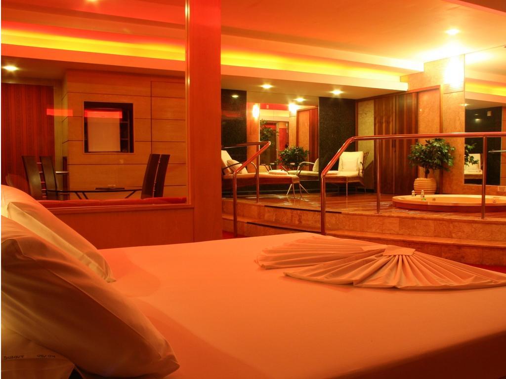 Motel Sunny (Adults Only) Belo Horizonte Ngoại thất bức ảnh