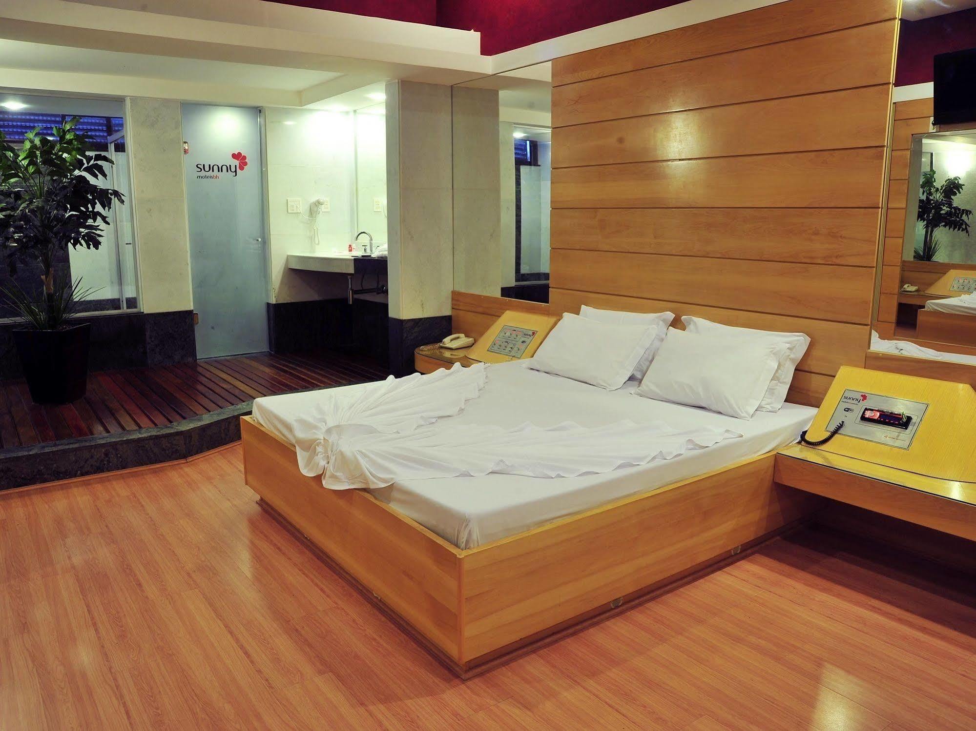 Motel Sunny (Adults Only) Belo Horizonte Ngoại thất bức ảnh