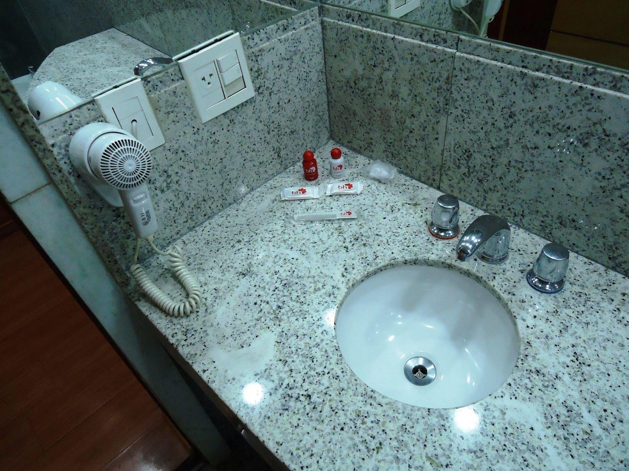 Motel Sunny (Adults Only) Belo Horizonte Ngoại thất bức ảnh