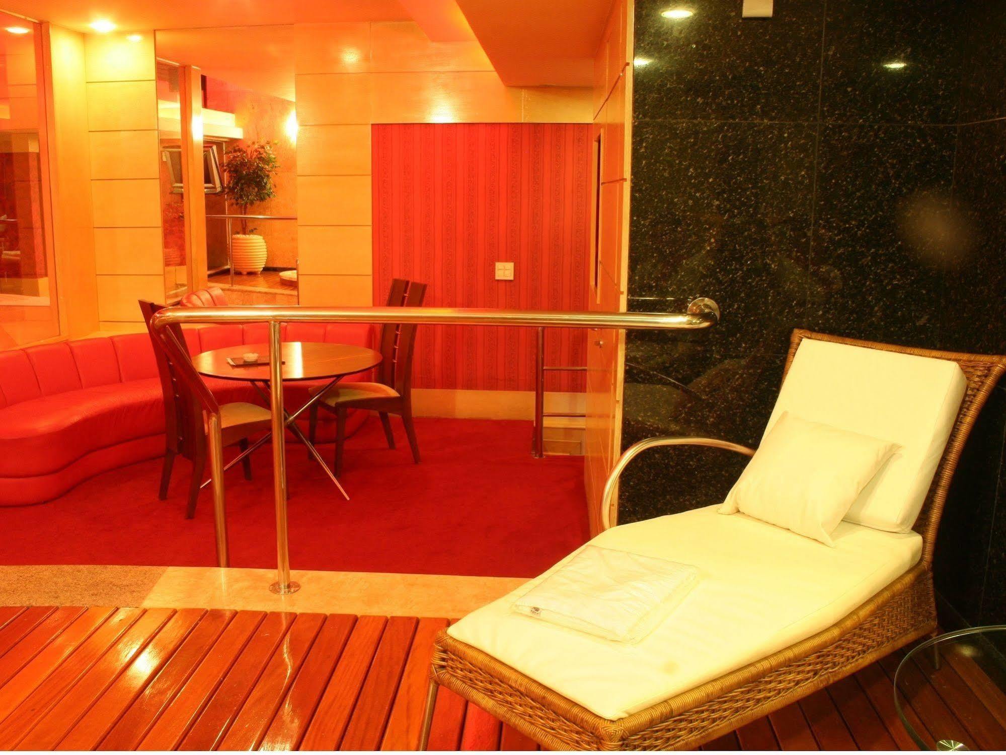 Motel Sunny (Adults Only) Belo Horizonte Ngoại thất bức ảnh