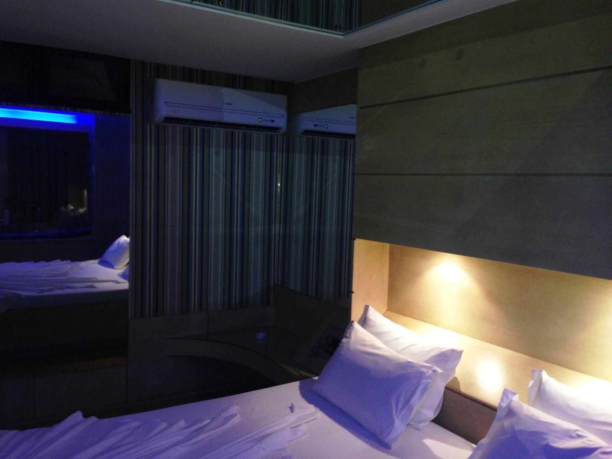 Motel Sunny (Adults Only) Belo Horizonte Ngoại thất bức ảnh