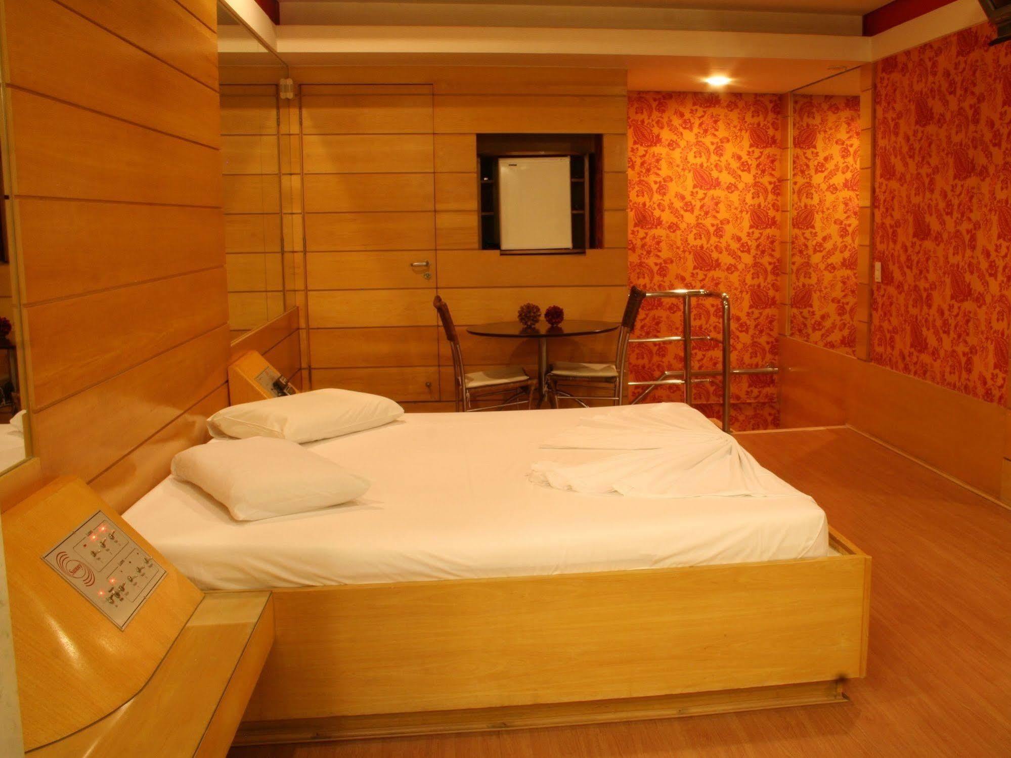 Motel Sunny (Adults Only) Belo Horizonte Ngoại thất bức ảnh
